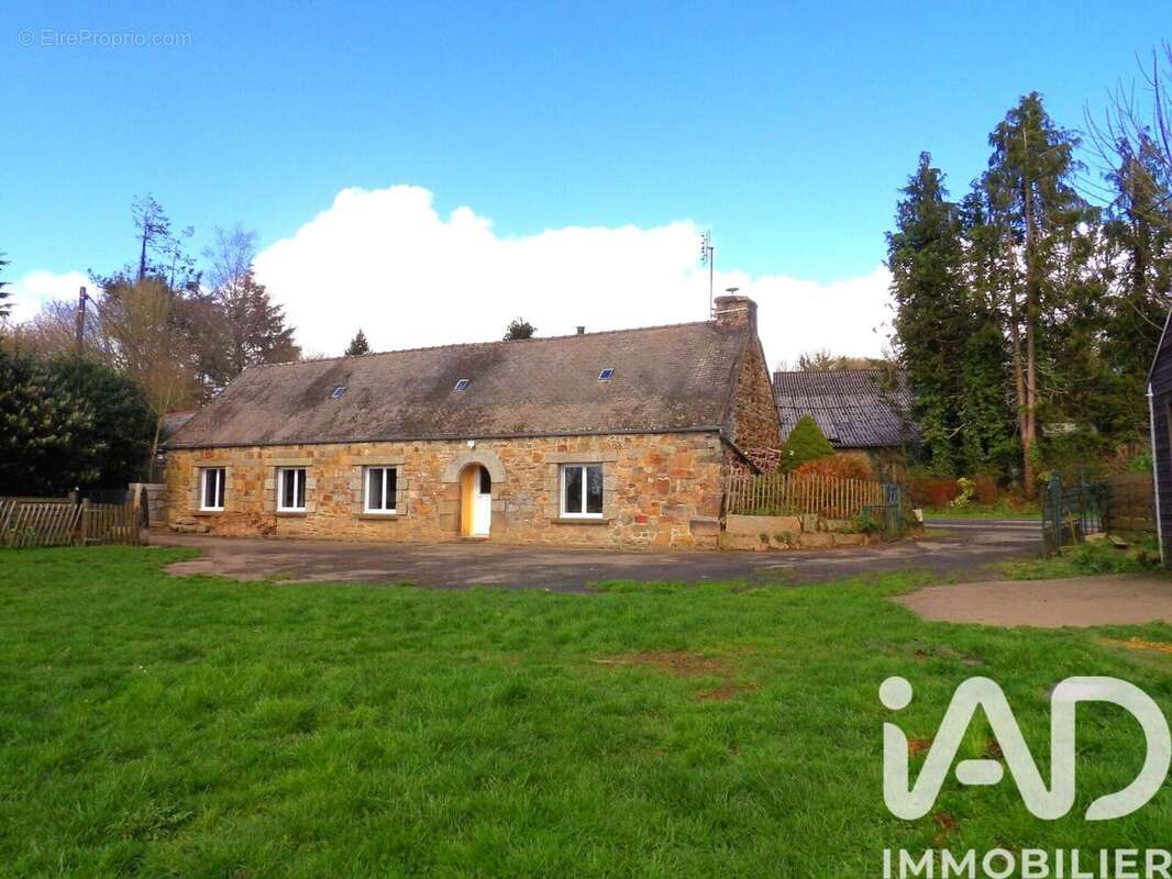 Photo 3 - Maison à CALLAC