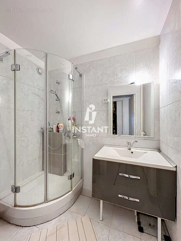 Appartement à MAISONS-ALFORT