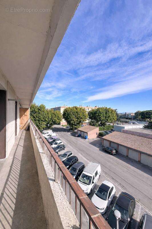 Appartement à LE PONTET