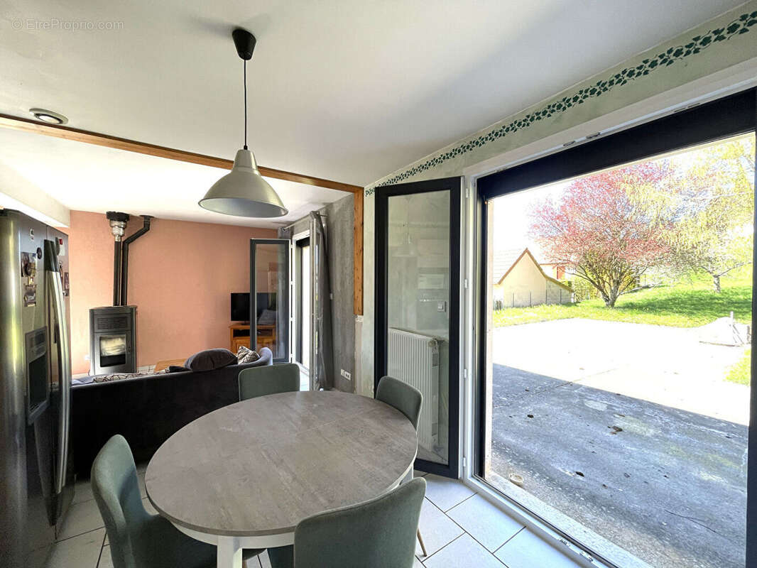 Maison à CLAIRVAUX-LES-LACS