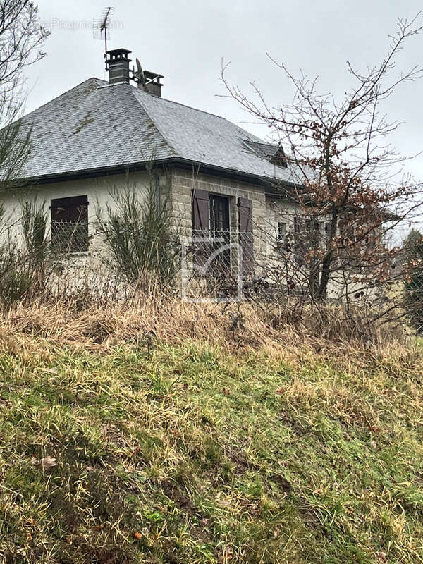 A vendre Maison 118 m2 avec Garage + dépendance sur terrain de 2593m2 - photo 2
