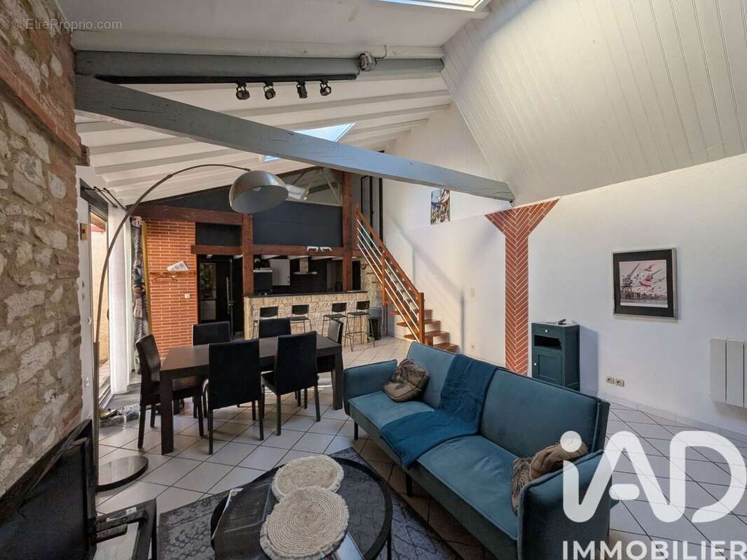 Photo 2 - Commerce à ALBI