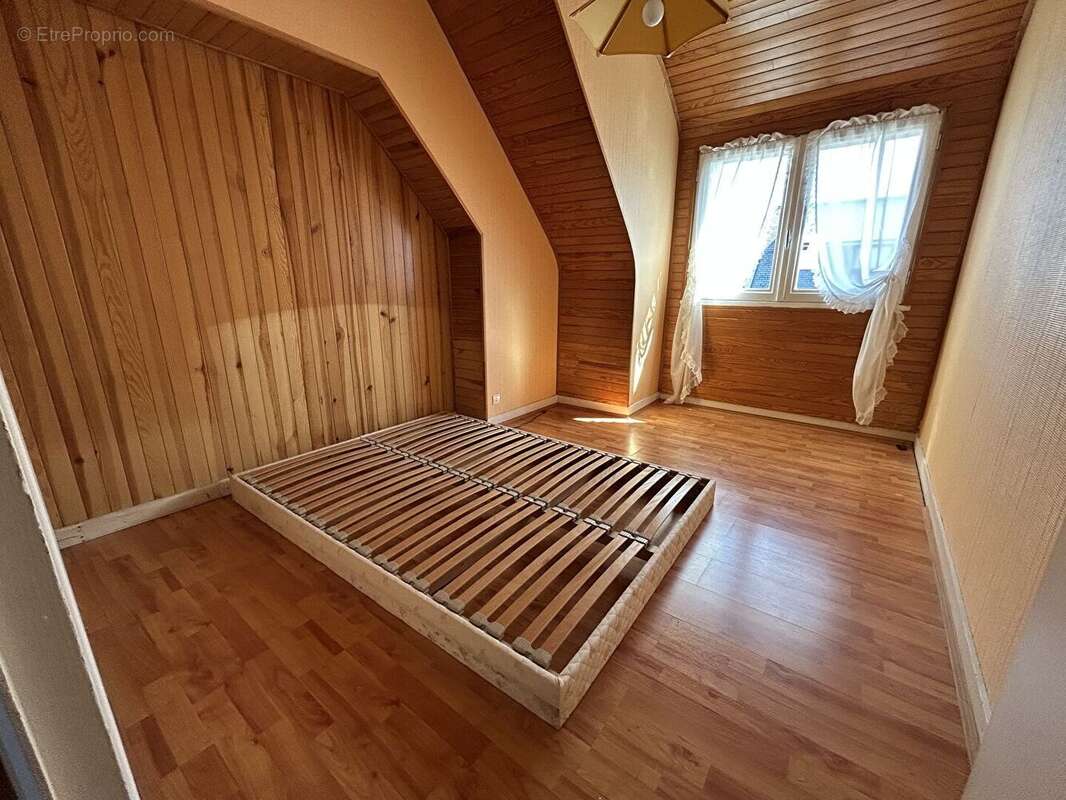Maison 5 pièces à vendre à Pluguffan - Calme et Confort - photo 13