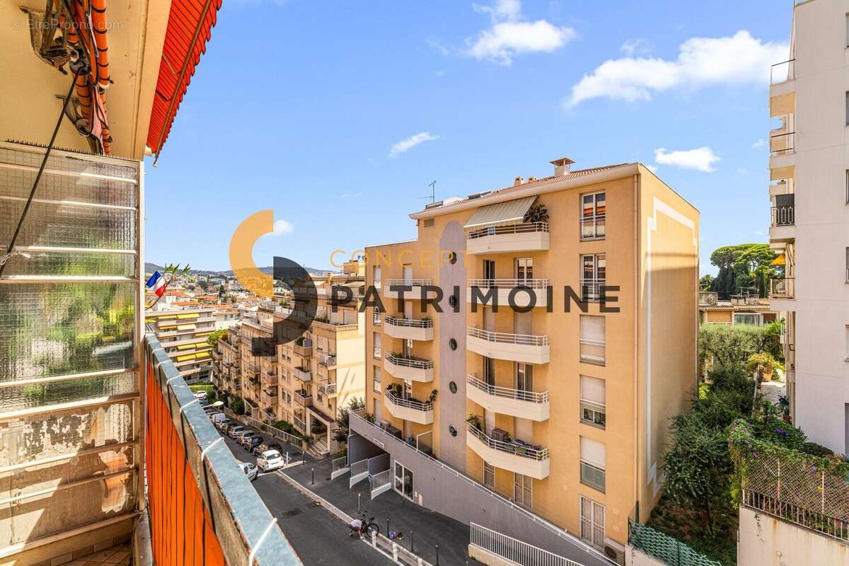 Appartement 68 m² à Nice  - photo 2