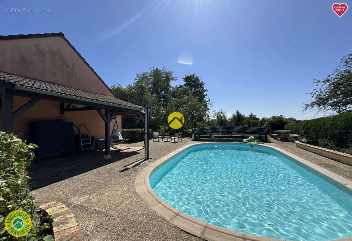 Maison à LA GUERCHE-SUR-L'AUBOIS