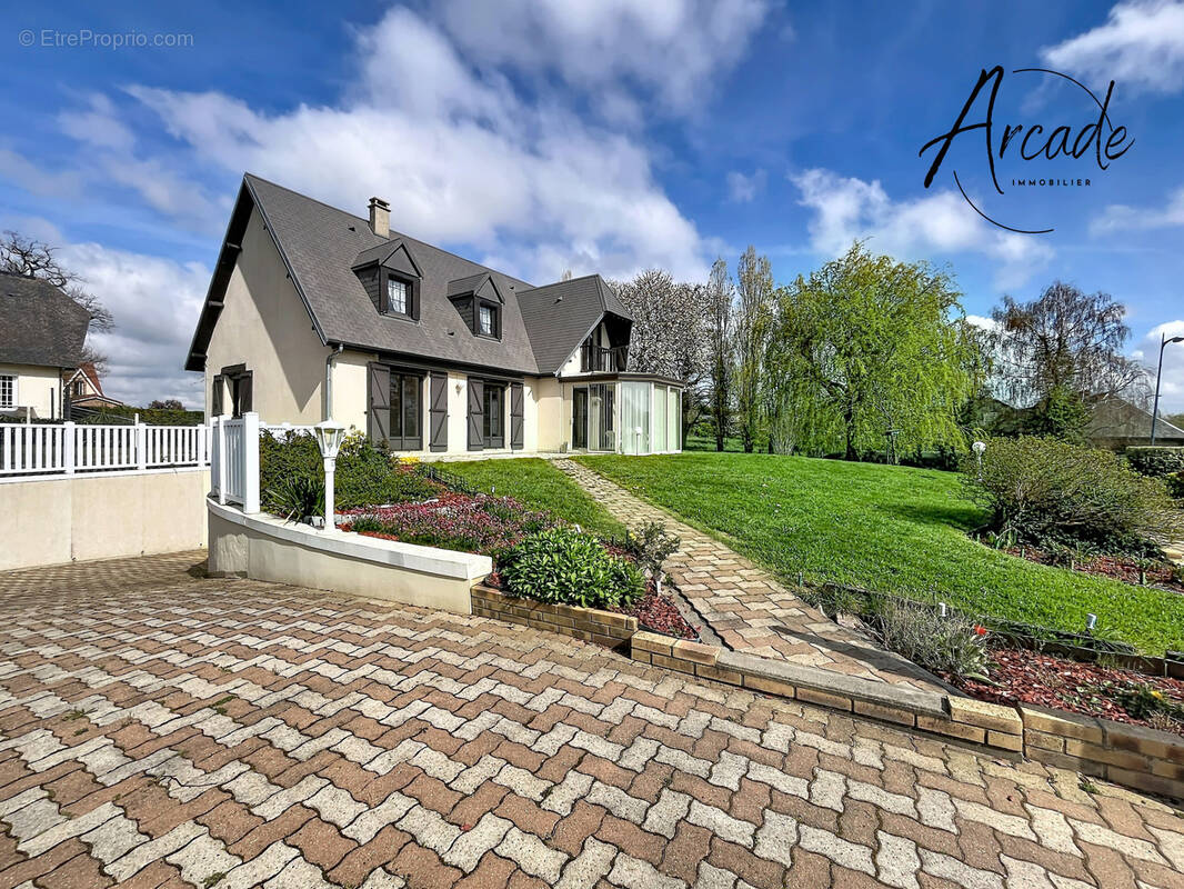 Maison à FONTAINE-LA-MALLET