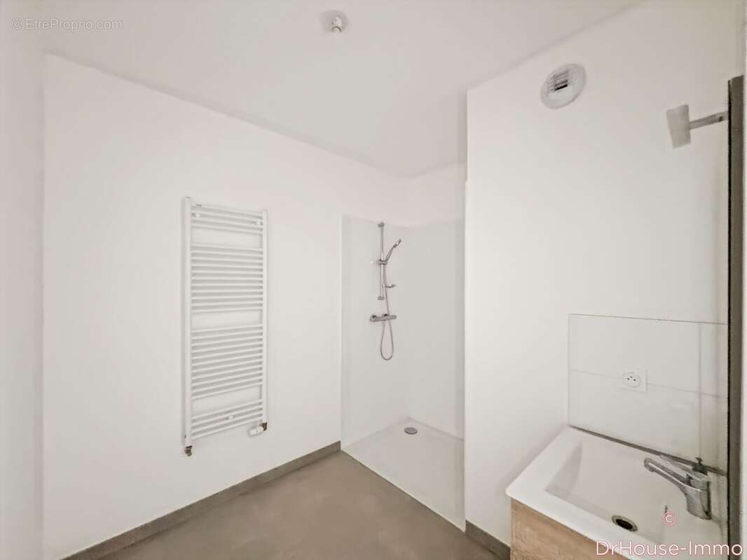 Appartement 89 m² à Merignac  - photo 36