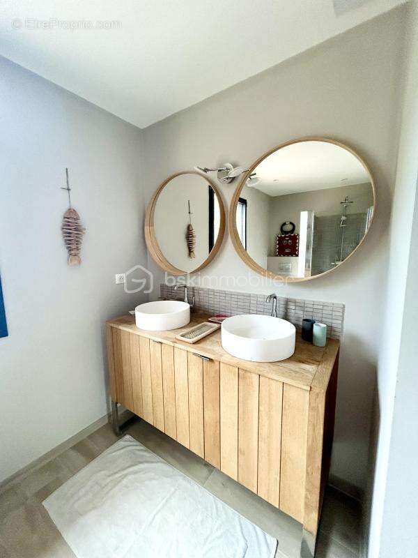 Grimaud, Villa d'Architecte en pleine nature, 200m2, 5 chambres - photo 12