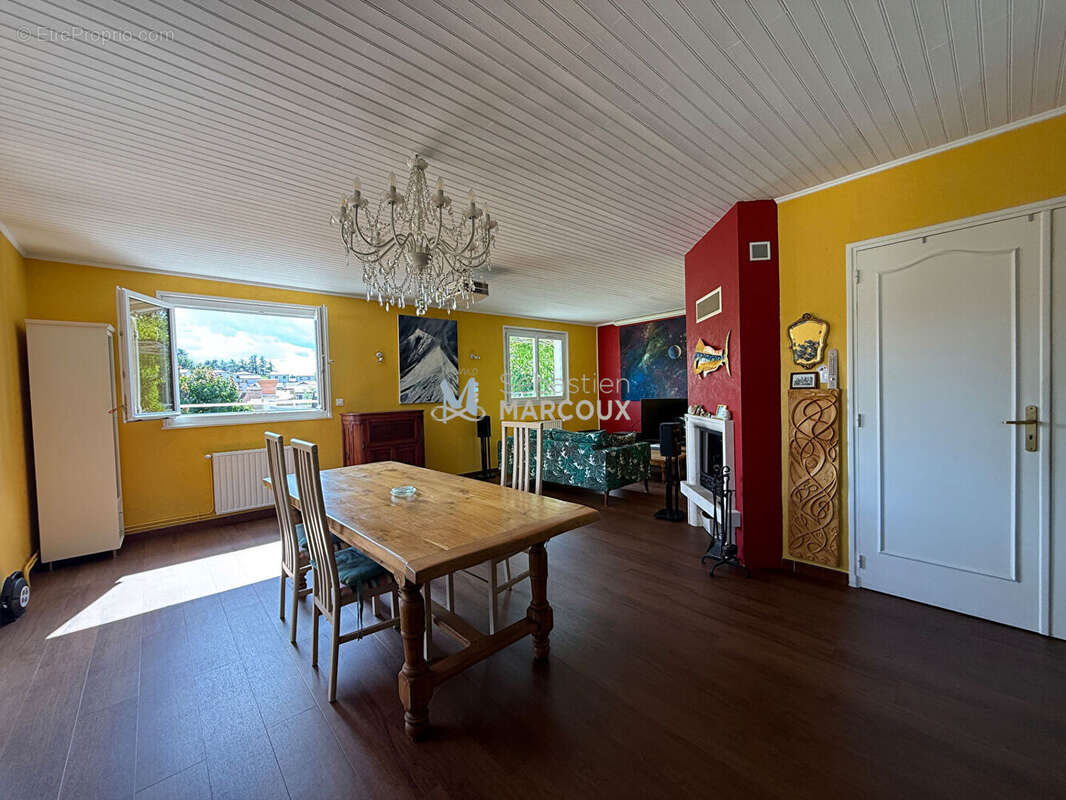 Maison à ROCHE-LA-MOLIERE