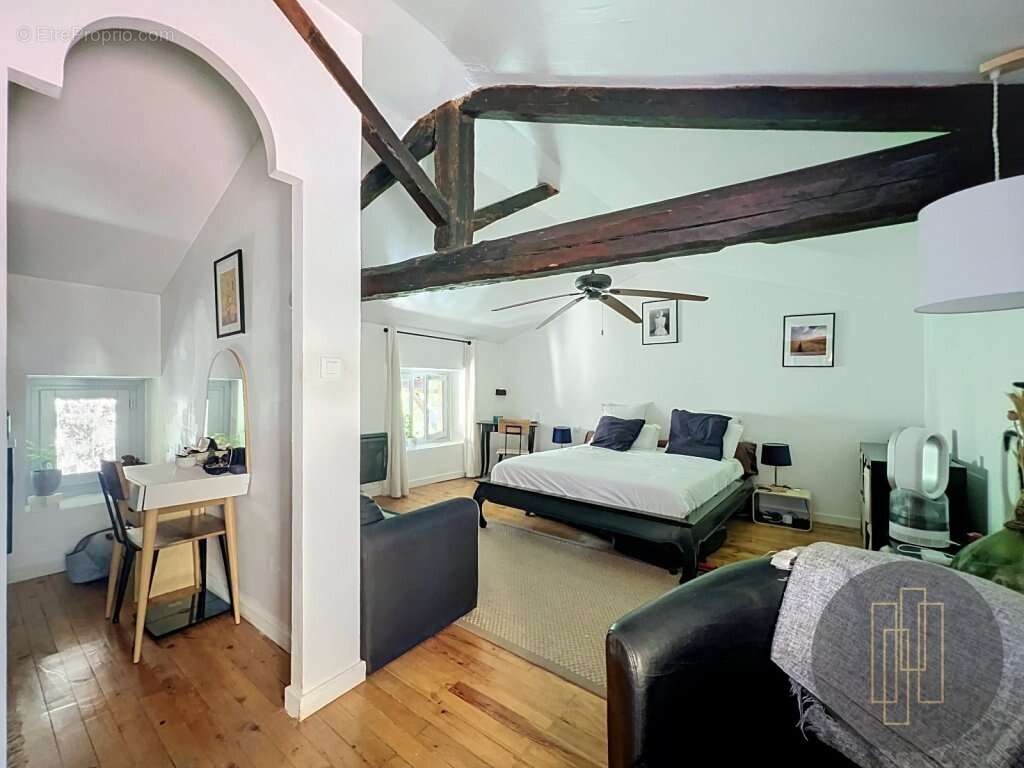 Exclusivite- chessy- maison en pierres 100 m²- - photo 8