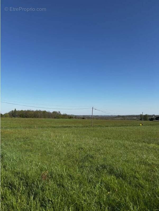 Terrain à GAGEAC-ET-ROUILLAC