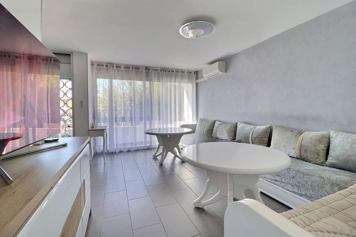 Appartement à LUNEL