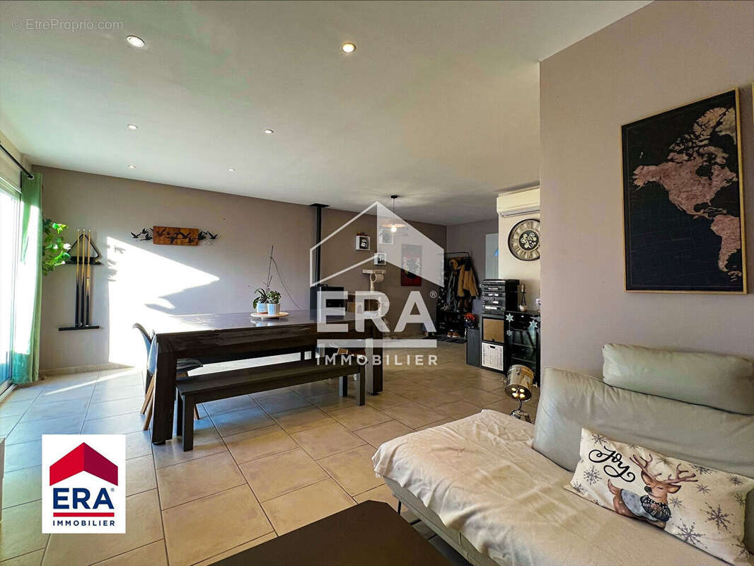 Maison à PERNES-LES-FONTAINES