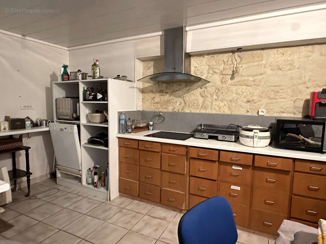 Immeuble mixte commerce et habitation - photo 7