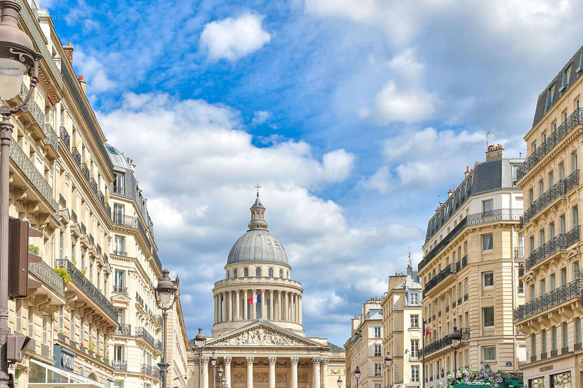 Appartement à PARIS-5E