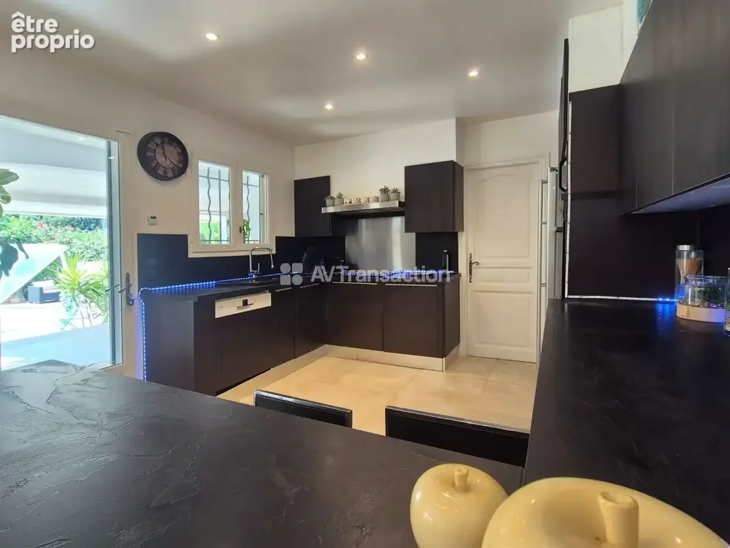 Maison 5 pièces 133 m² à vendre à Les Arcs (83460) - photo 5