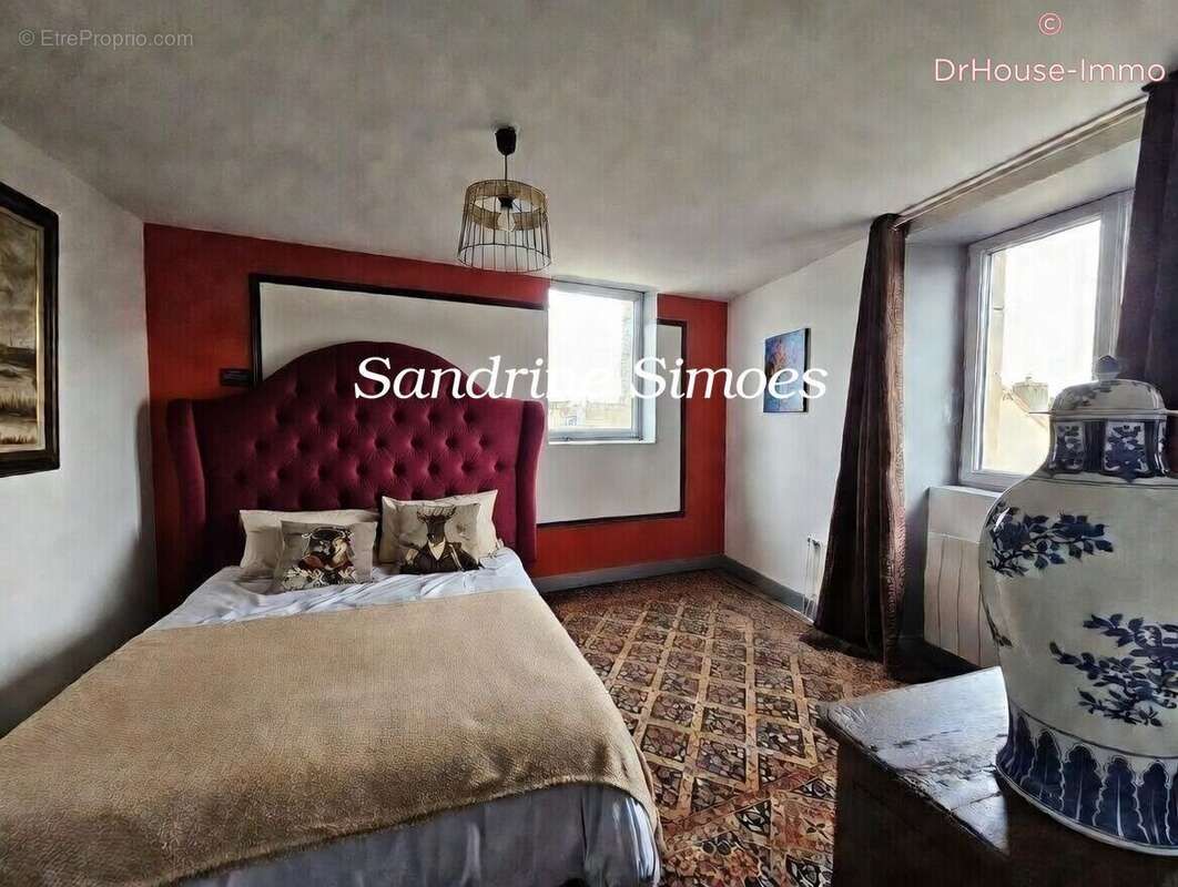 Maison à MONTMORILLON