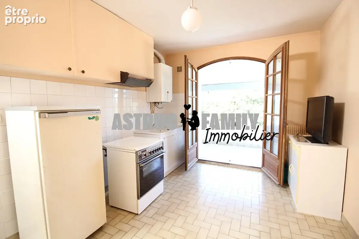Maison Aigues Mortes 6 pièce(s) 180 m2 - photo 10