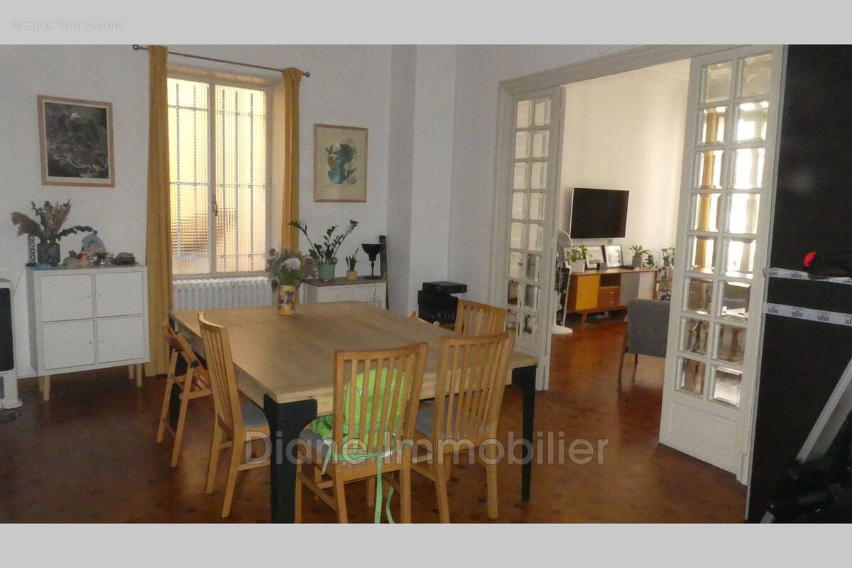 Appartement à NIMES