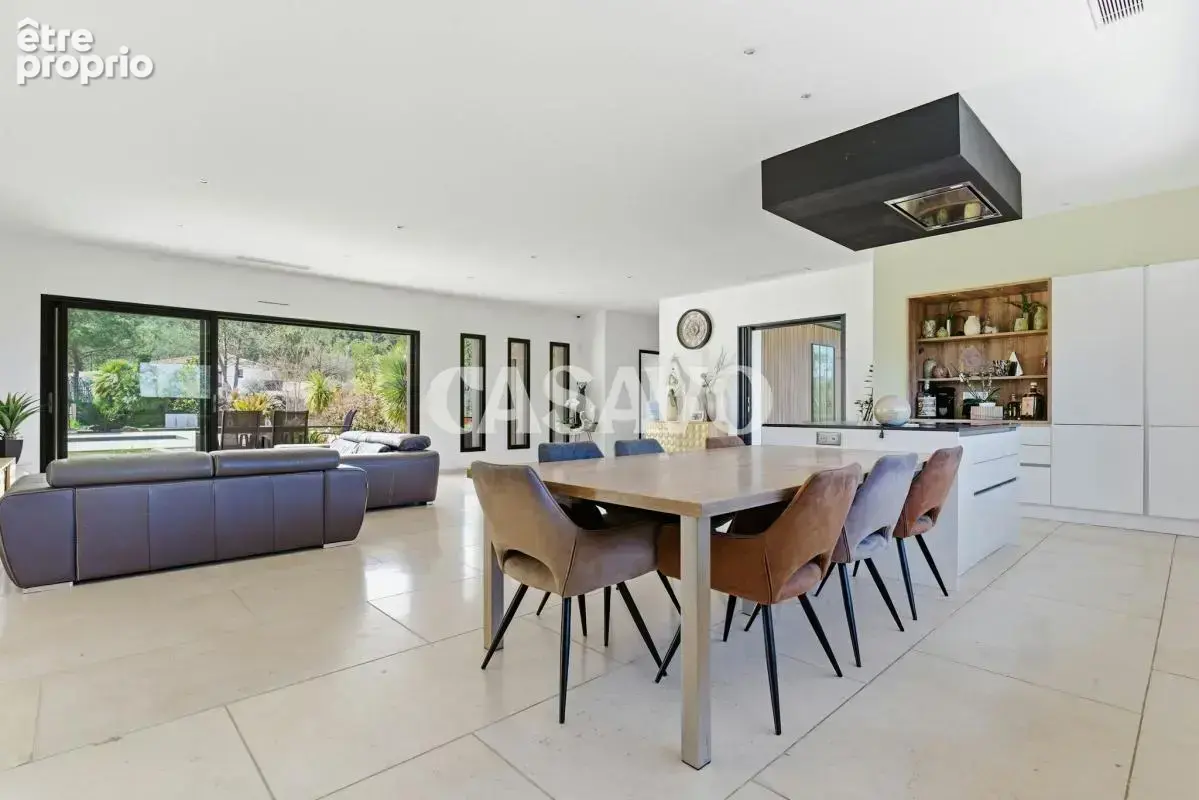 Vente Maison 6 pièces de 300m² - 13610 Le Puy-Sainte-Réparade - photo 7