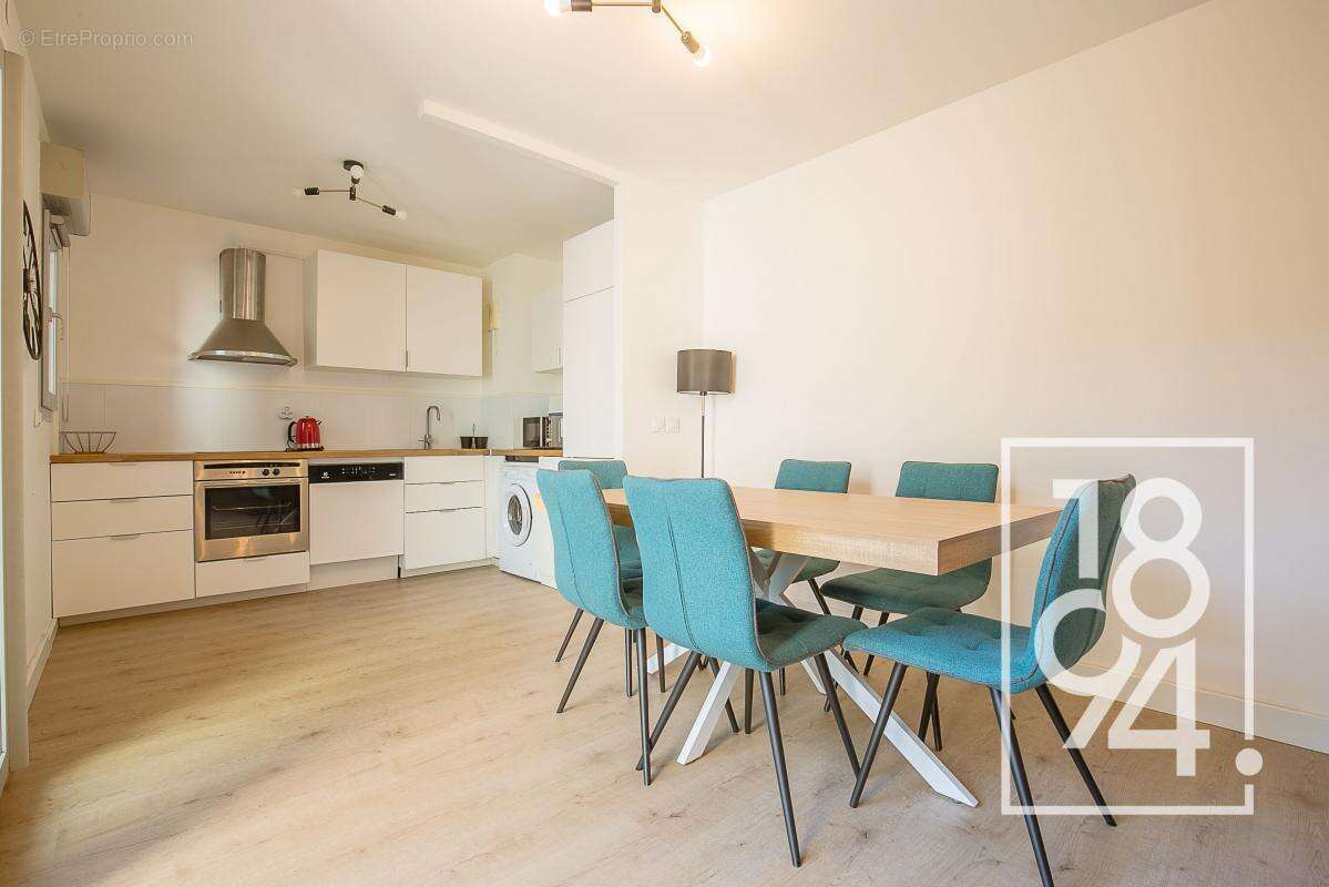 Appartement à MARSEILLE-8E