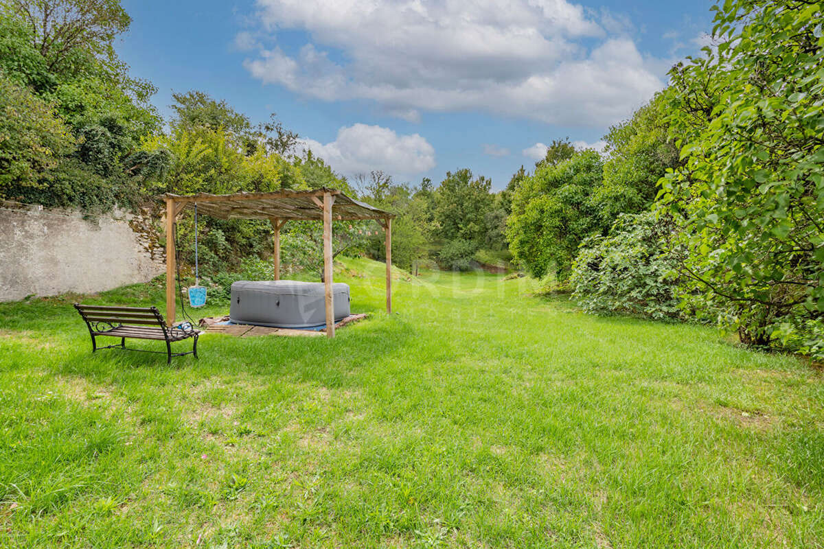 Maison à SOUGERES-EN-PUISAYE