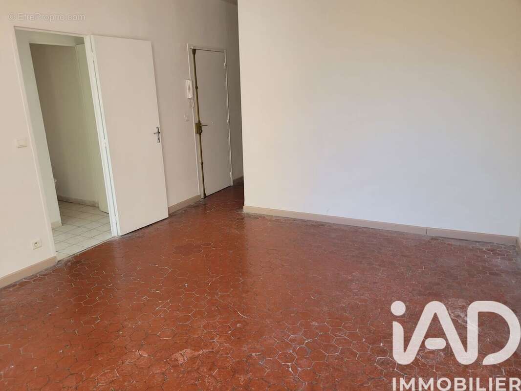 Photo 4 - Appartement à MARSEILLE-3E
