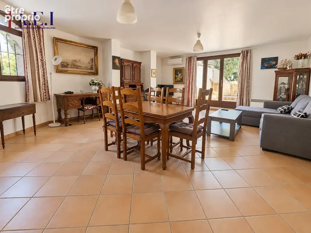Six Fours les plages - Bas de villa avec jardin et stationnement - photo 6