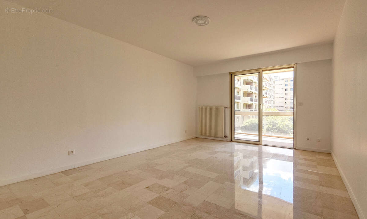 Appartement à LYON-6E