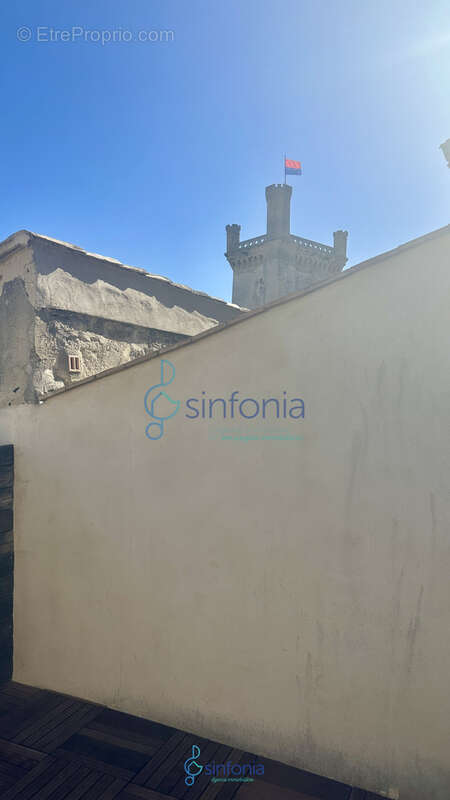 Appartement à UZES
