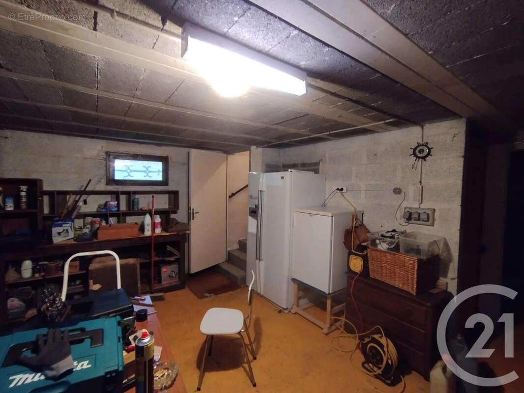 Maison 109 m² à La Chapelle-Reanville  - photo 11