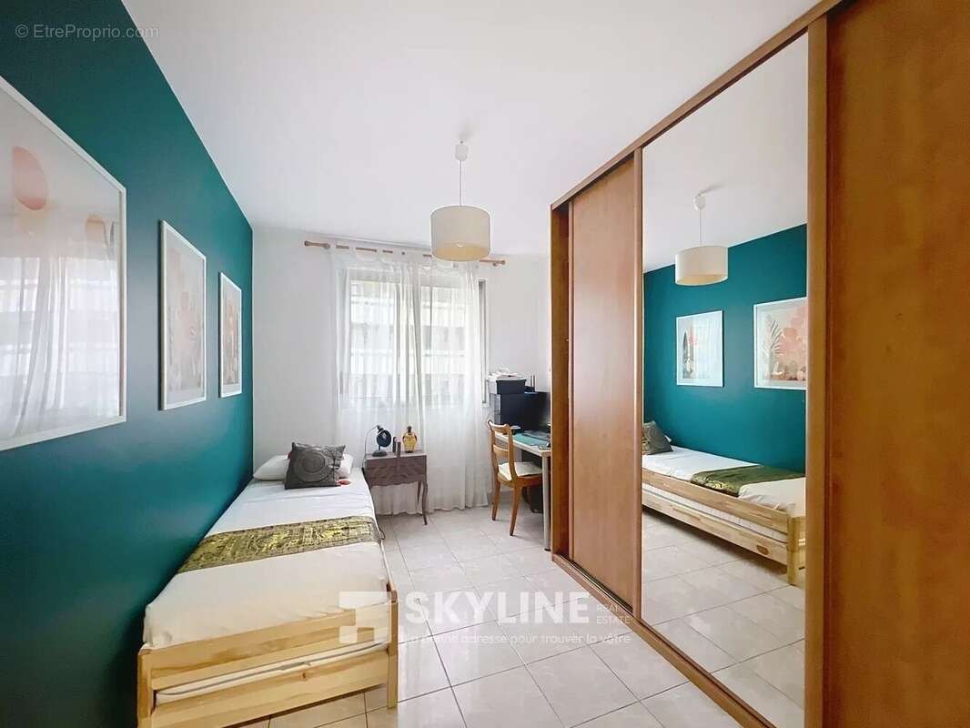 Appartement à MARSEILLE-2E