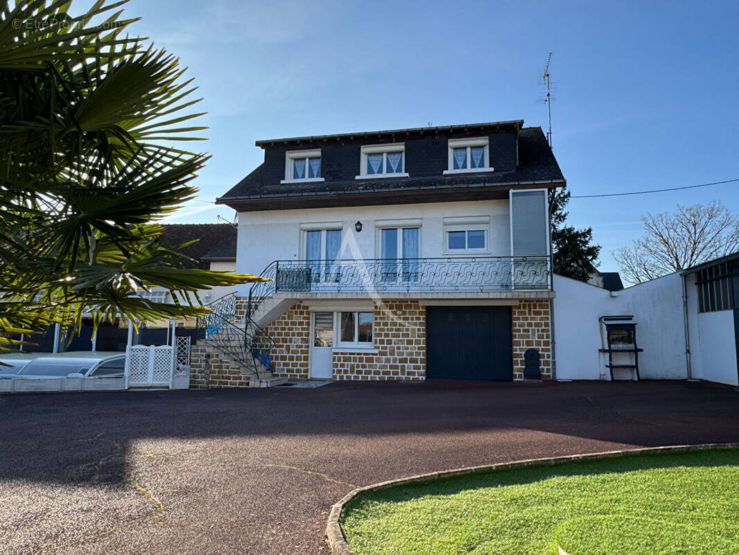 Maison à VILLEFRANCHE-SUR-CHER