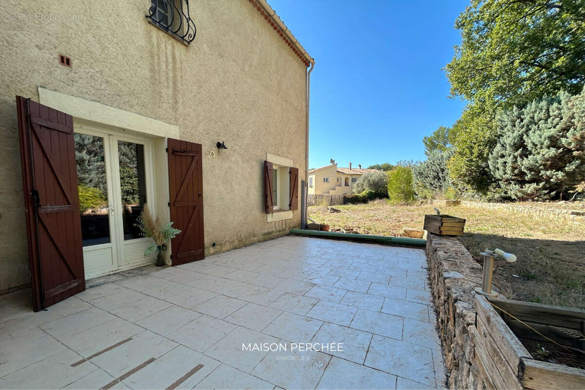 Trans en Provence maison de 167 m2 avec deux T4 indépendants - photo 5