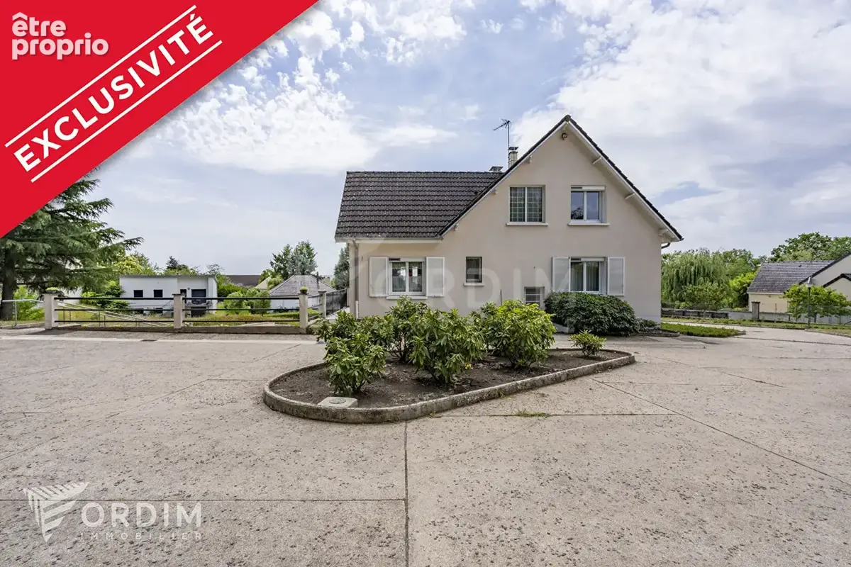Photo Maison à Saint-Georges-Sur-Baulche au prix de 325 000€