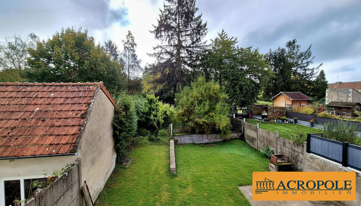 Maison à NEUVY-SUR-LOIRE