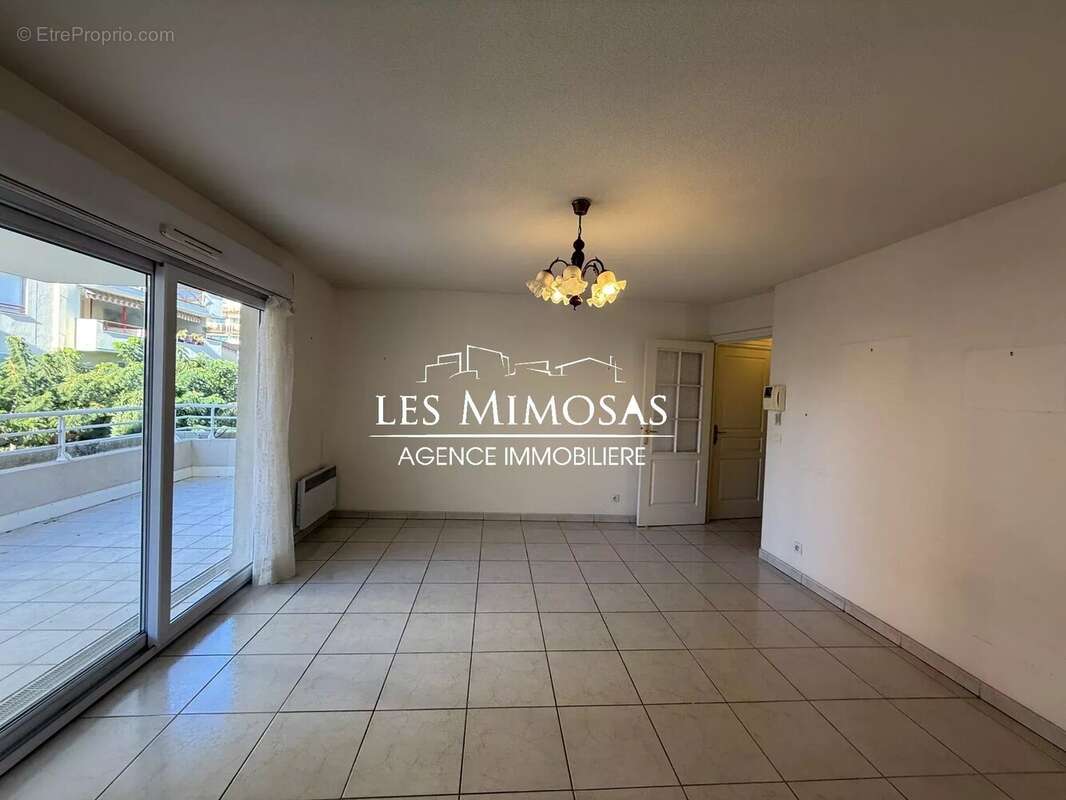 Appartement à SAINT-RAPHAEL