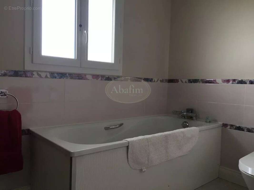 Maison à SAUVETERRE-DE-BEARN