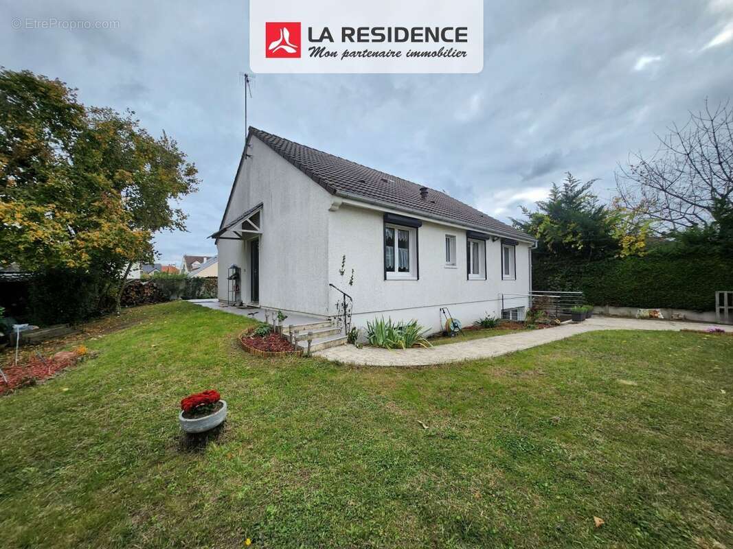 Maison à MONTIGNY-LES-CORMEILLES