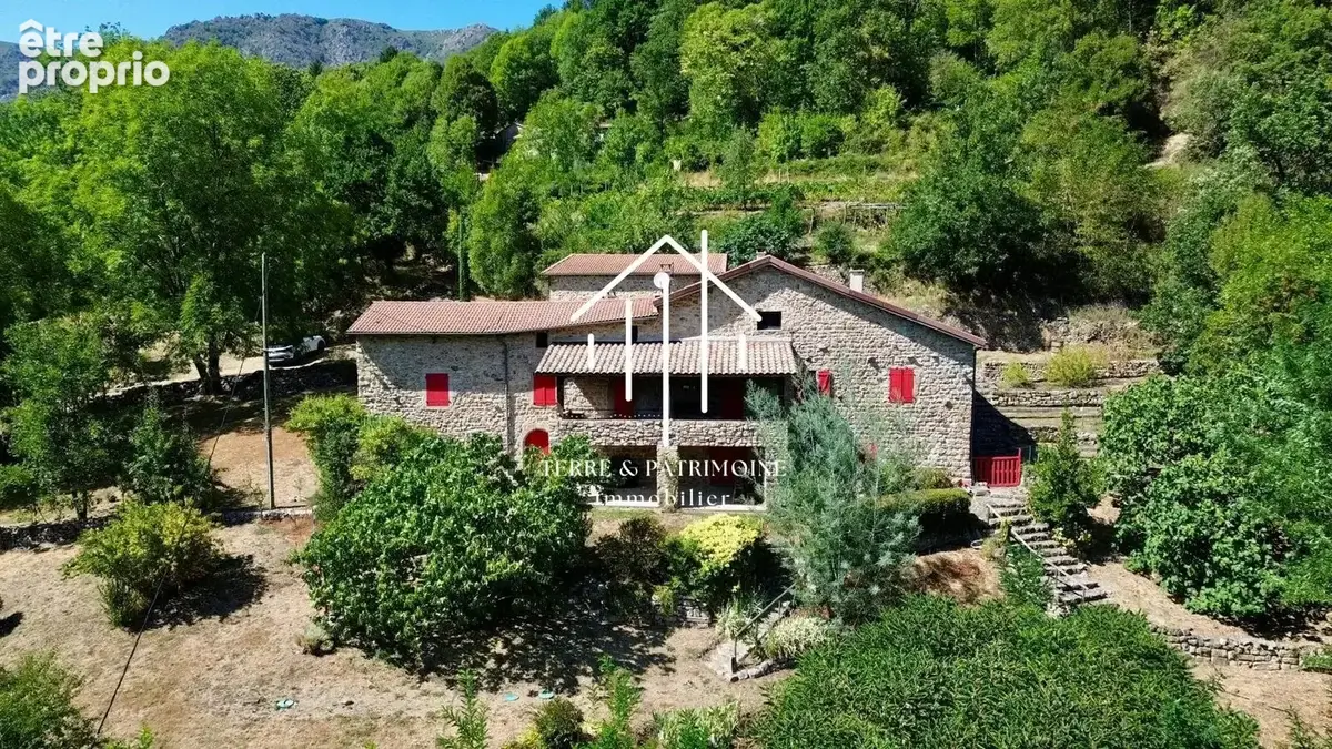 Maison à BARNAS