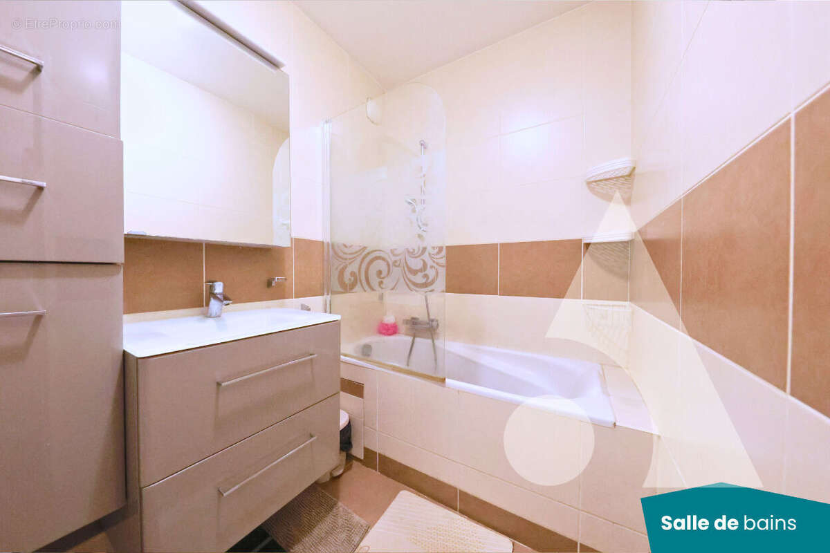 Appartement à CORBEIL-ESSONNES