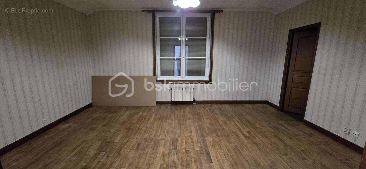 Maison à CORBEIL-ESSONNES