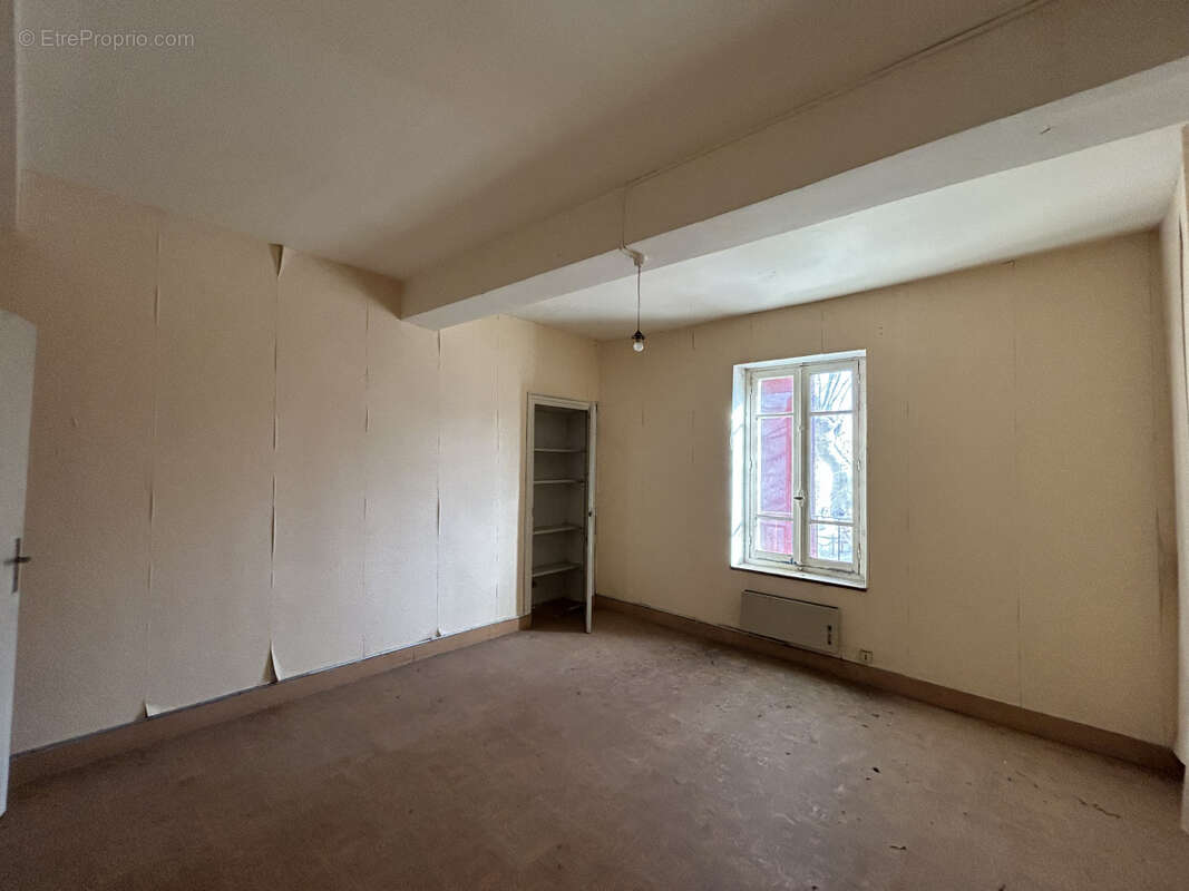 Sur la Promenade à Alzonne, maison de village de 65m2 à rénover. - photo 8