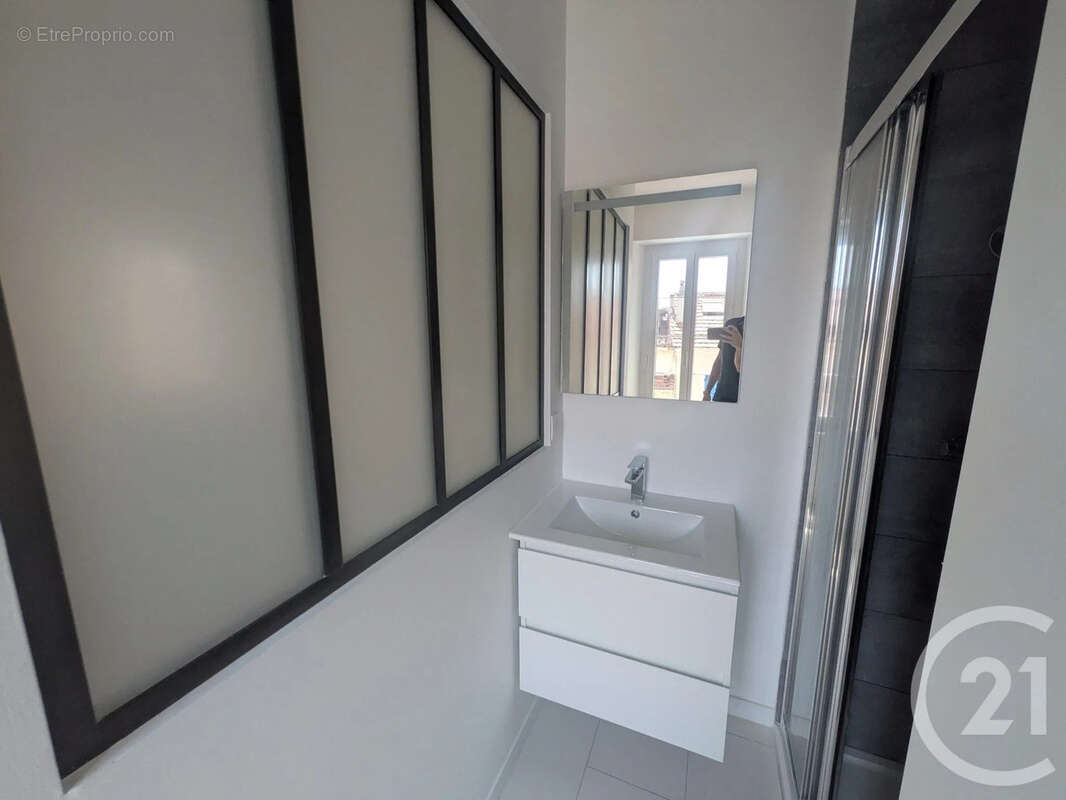 Appartement 21 m² à Toulon  - photo 2