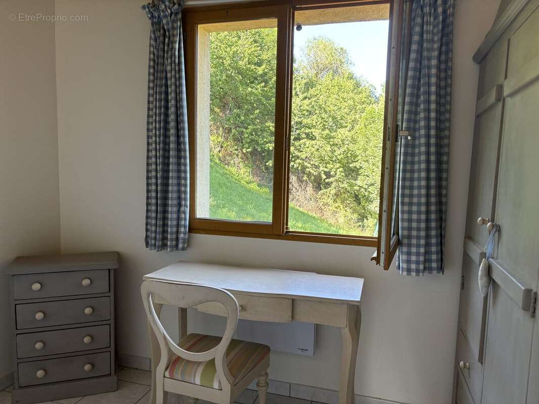 Maison 78 m² à Aizac  - photo 5