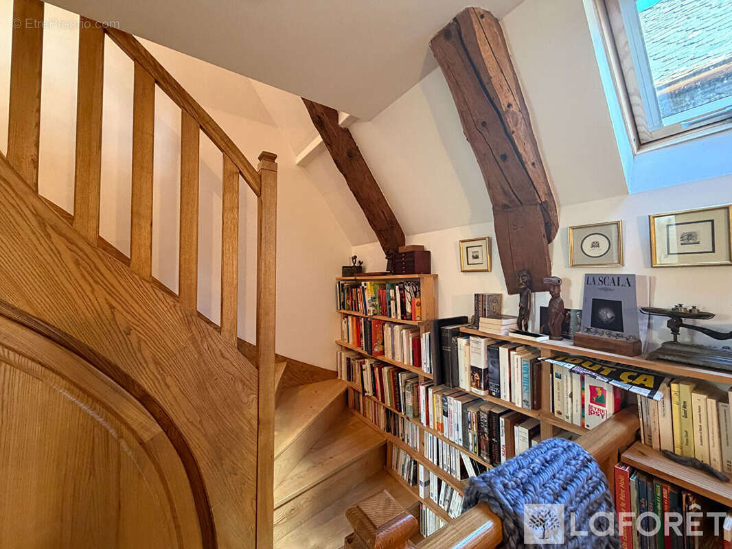 Maison à ALBEPIERRE-BREDONS