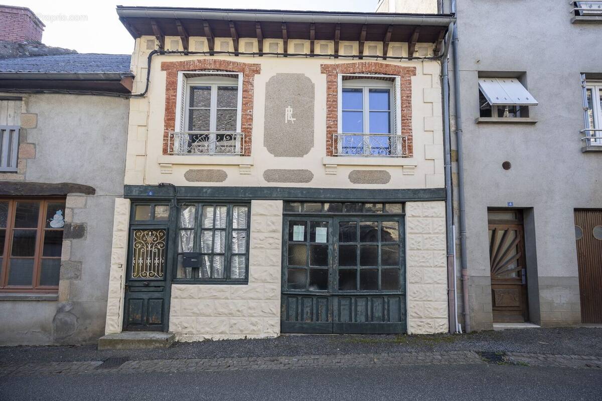 Maison à PLEAUX