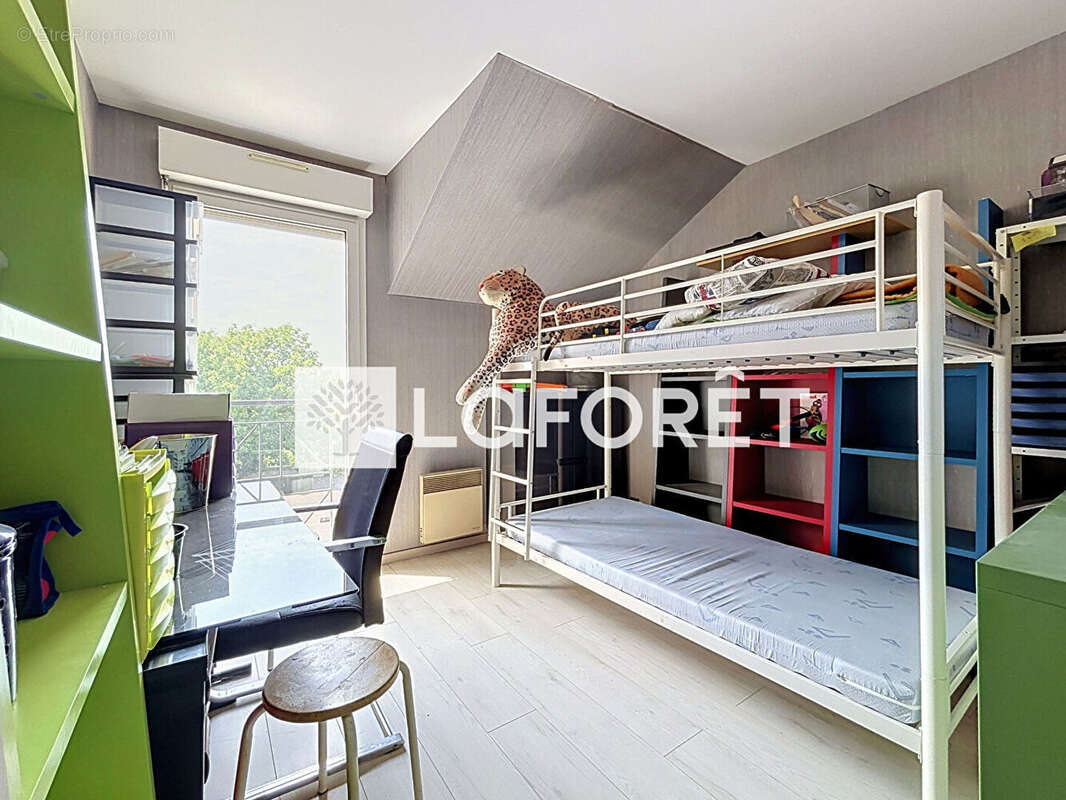 Appartement à VERT-SAINT-DENIS