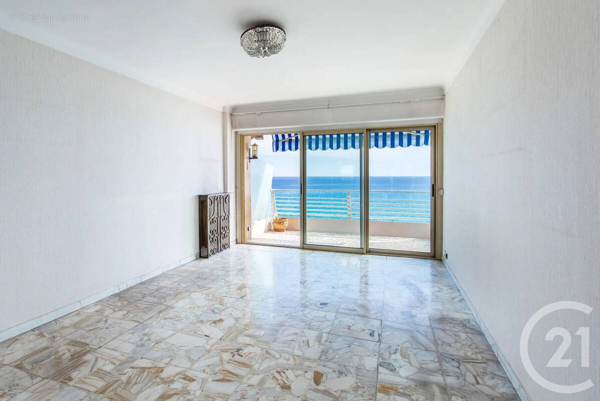 Appartement à MENTON