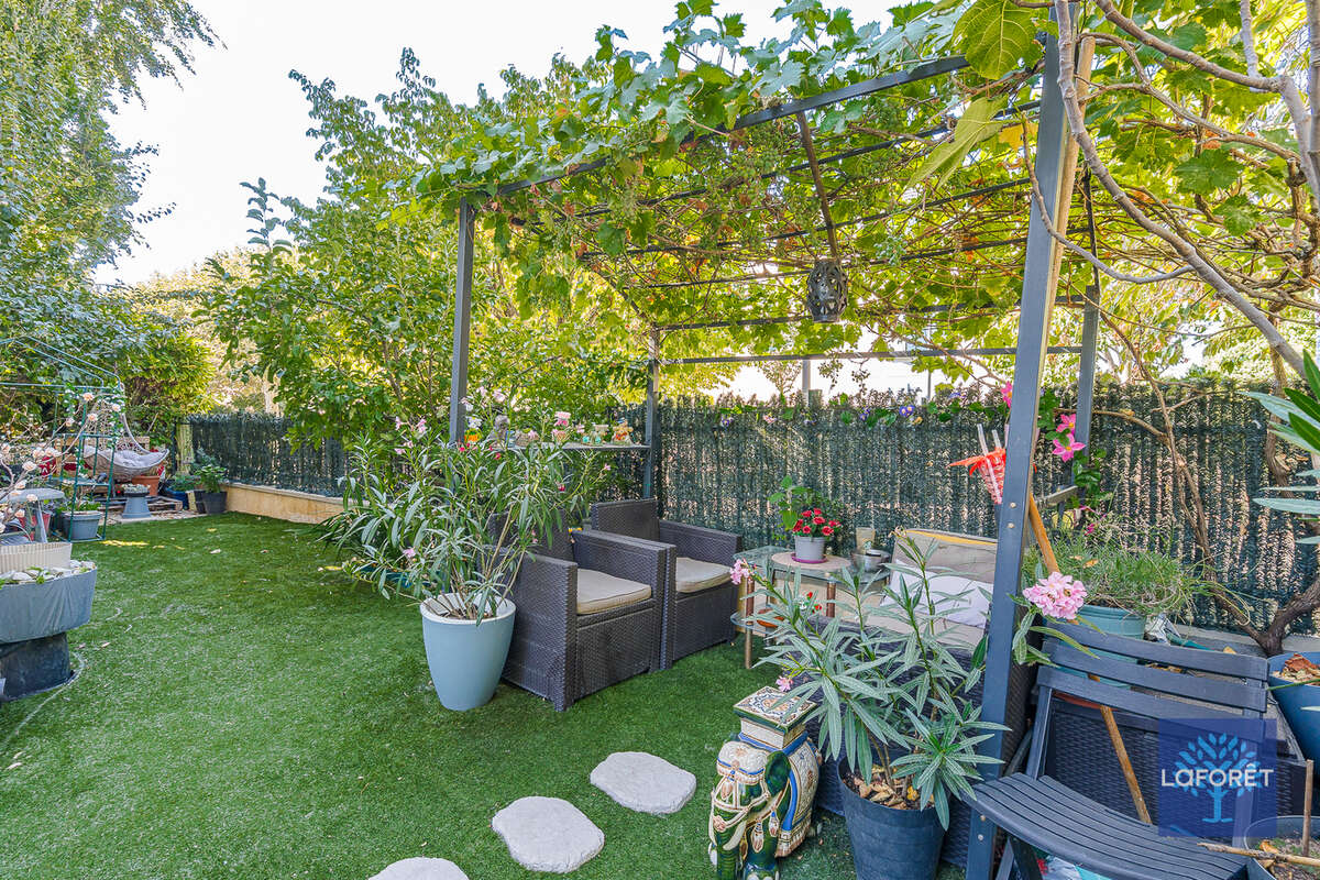 Maison Les Pavillons Sous Bois 7 pièce(s) 135 m2 - photo 3